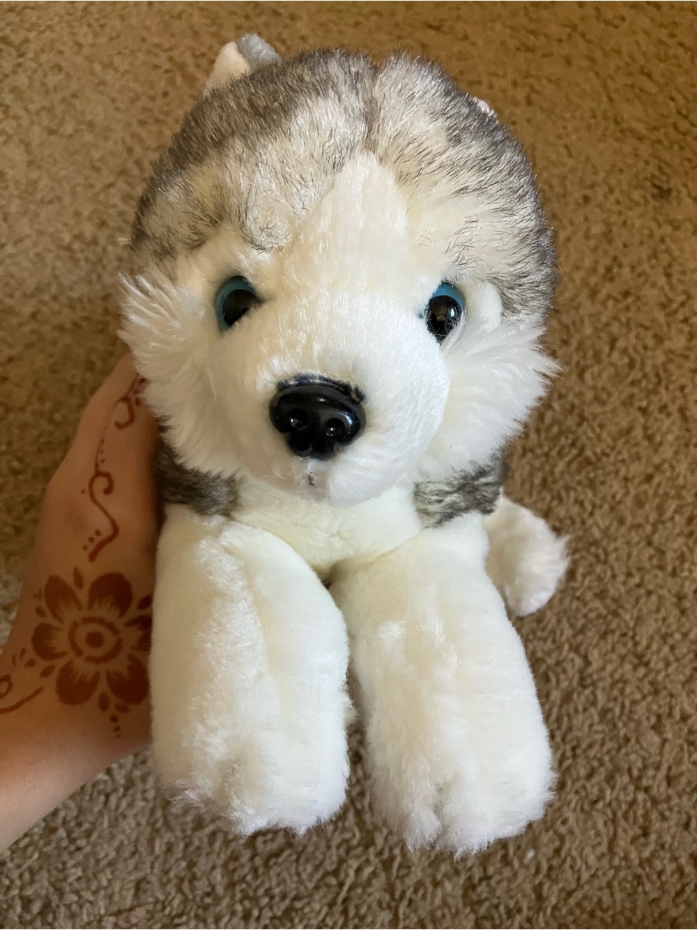 Fiesta Husky Plush 9”